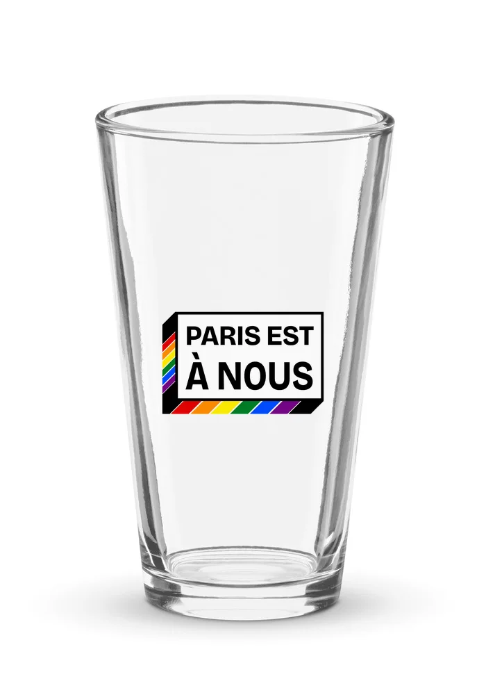 Verre pinte « Paris est à nous »